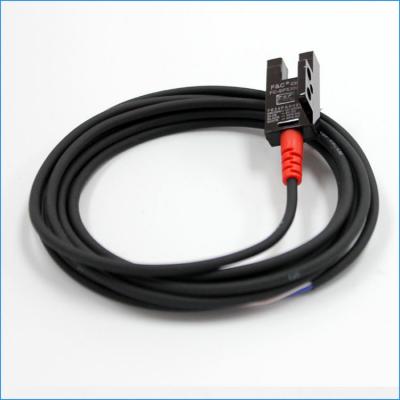 FC-SPX304 Interruptor infravermelho com slot de 5 mm, 4 fios, sensor de garfo, tensão de trabalho de 5-24 VCC
