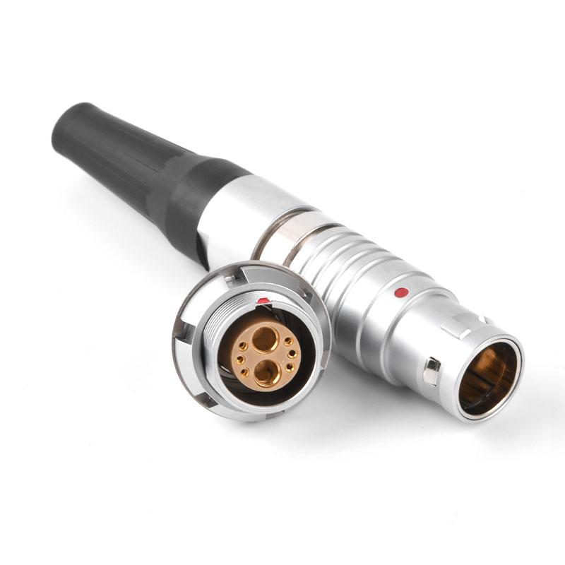 Push pull connector for Coaxial Cable